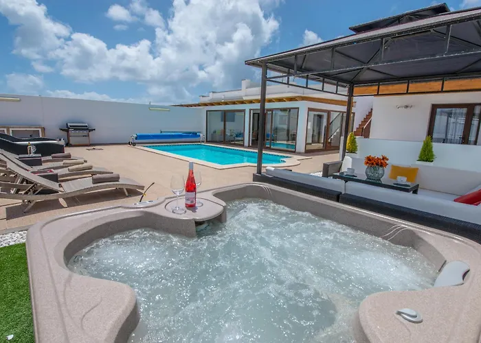 Bonilla Con Piscina Climatizada Y Jacuzzi Feriehus