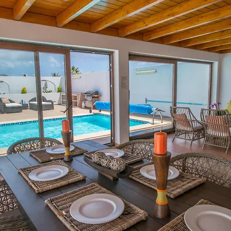 Casa Bonilla Con Piscina Climatizada Y Jacuzzi 펜션 플라야블랑카